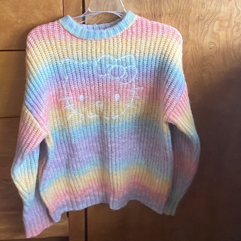 Hello Kitty x Forever 21 Sweater